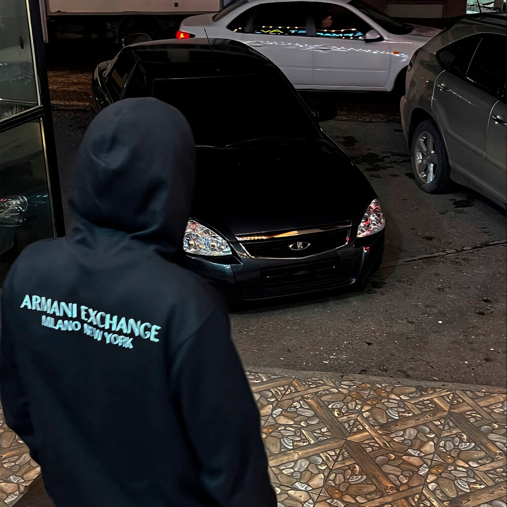 Кэвин, Вика Лайнова